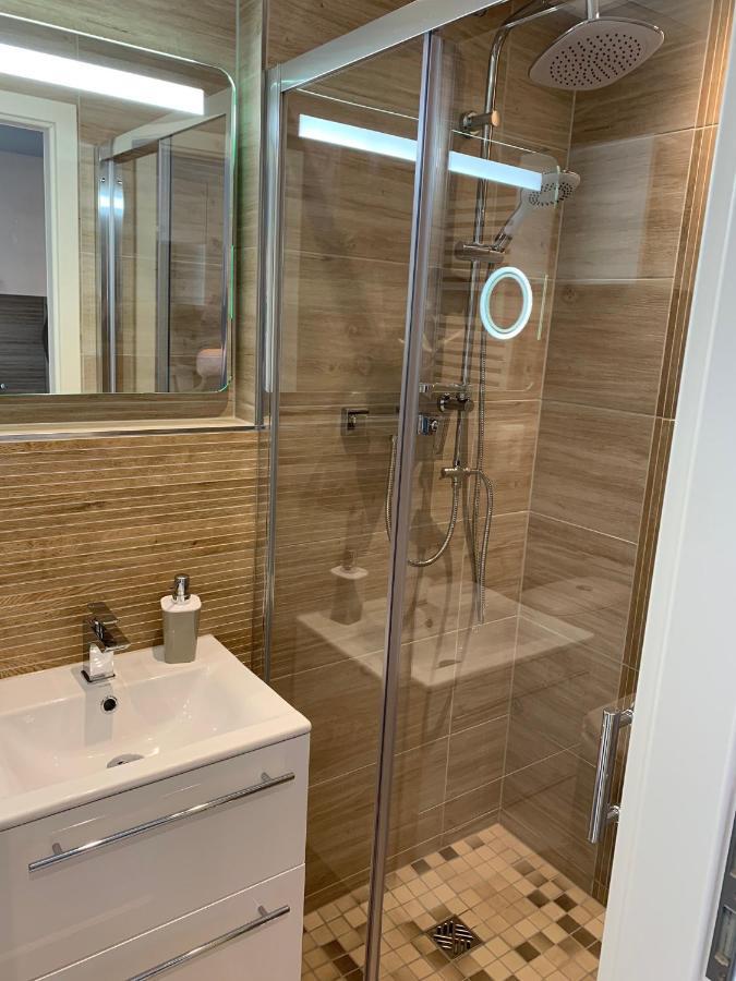 Kleine Moewe, Exklusives Ein Zimmer Apartment Mit Sauna Im Haus Вунсторф Екстериор снимка